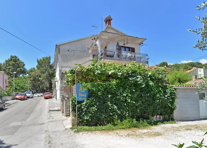 With Parking Space - 20815 * 풀라